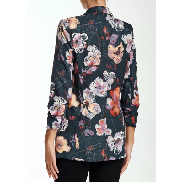 Harlowe & Graham Floral Open Front Easy Blazer - Picture 2 of 10